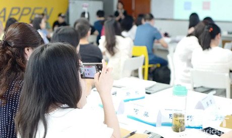 成都涉外英語培訓(xùn)哪家好？——學(xué)以致用，用以